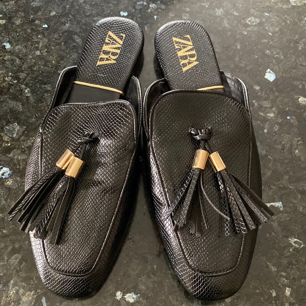 Zara slip on women shoes